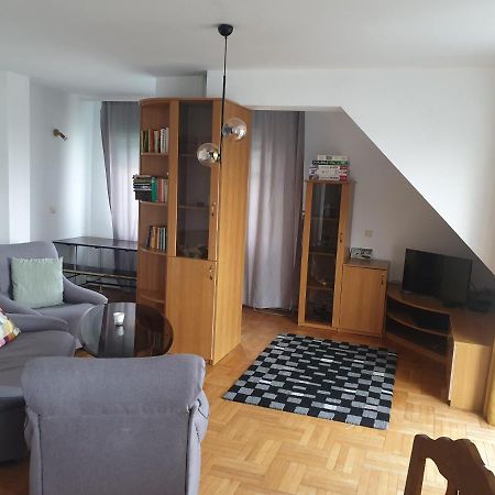 Fit Apartment Burgas Екстер'єр фото