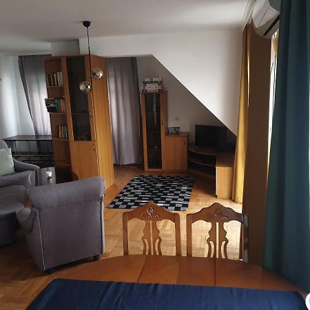 Fit Apartment Burgas Екстер'єр фото