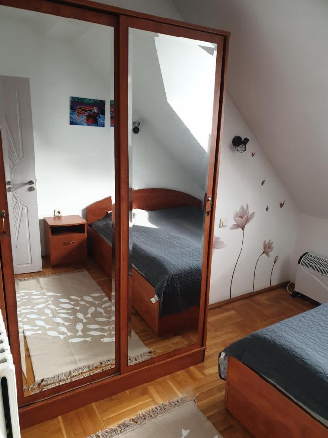 Fit Apartment Burgas Екстер'єр фото